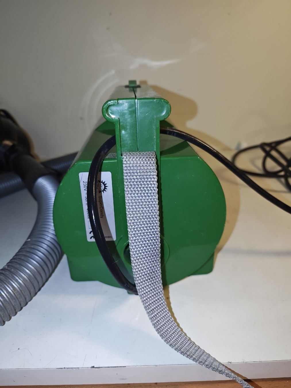 Sonstiges für Haushalt & Wohnen: Pferdepfleger Pro Vac Super Dandy. (nov459) – Gebraucht aus Künten von Schnaepplihuus 1