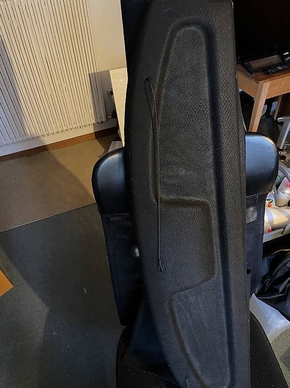 Tutti pezzi di ricambio auto: Cache bagage Toyota Yaris 2007 – Usato da Montana venduto da sfs_qy6d