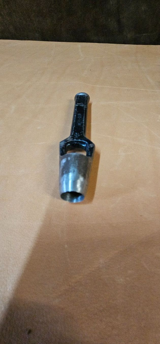 Tutti gli attrezzi: Henkellocheisen 15 mm – Usato da Sins venduto da sagitarius58 1