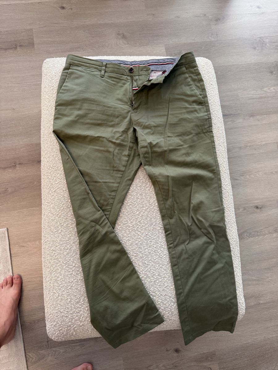 Tommy Hilfiger Pantaloni: Tommy Hilfiger Hose 32/34 – Usato da Spreitenbach venduto da Erjon_bu