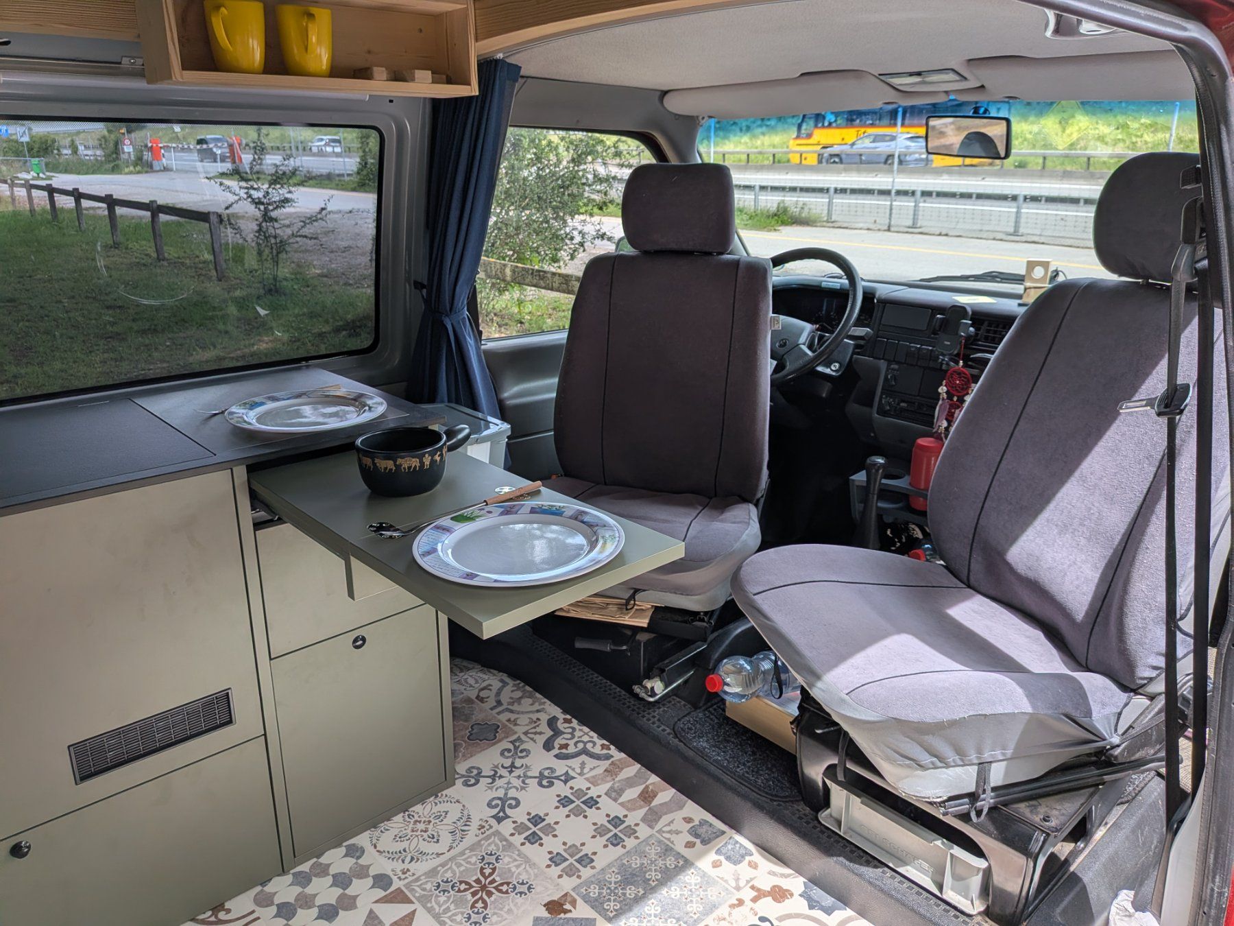 VW Veicoli da campeggio: VW T4 Camper – Usato da Tägertschi venduto da danizaugg13 3