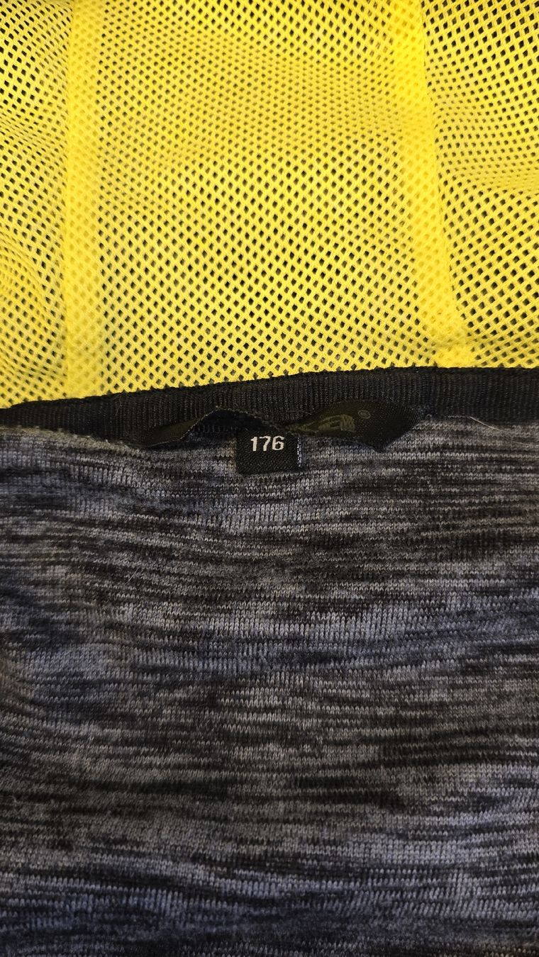 Vestes & Manteaux: Fleece Jacke von Rukka – D'occasion à Schönenwerd par mim_7yqb 2