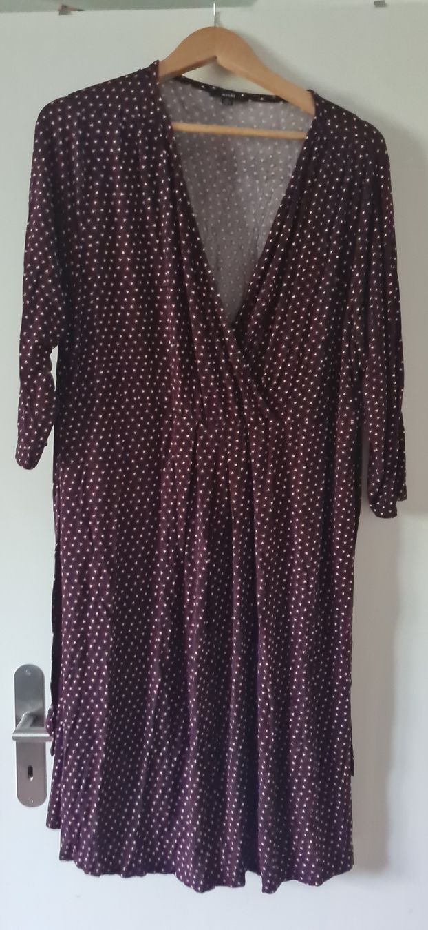 Vestiti: Robe Kiabi 3XL bordeaux à motifs triangle – Usato da Epagny venduto da Mjcee