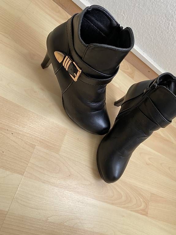 Damenschuhe: High Heels Stiefel – Gebraucht aus Baden von lul_d68m
