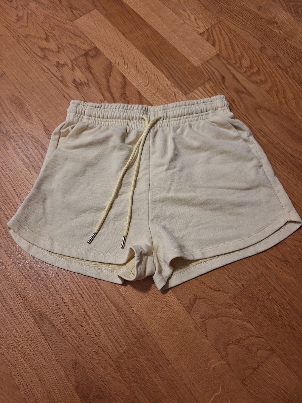 H&M Leggings: 2 Jogginghosen – Gebraucht aus Wittenbach von nadineshop 1