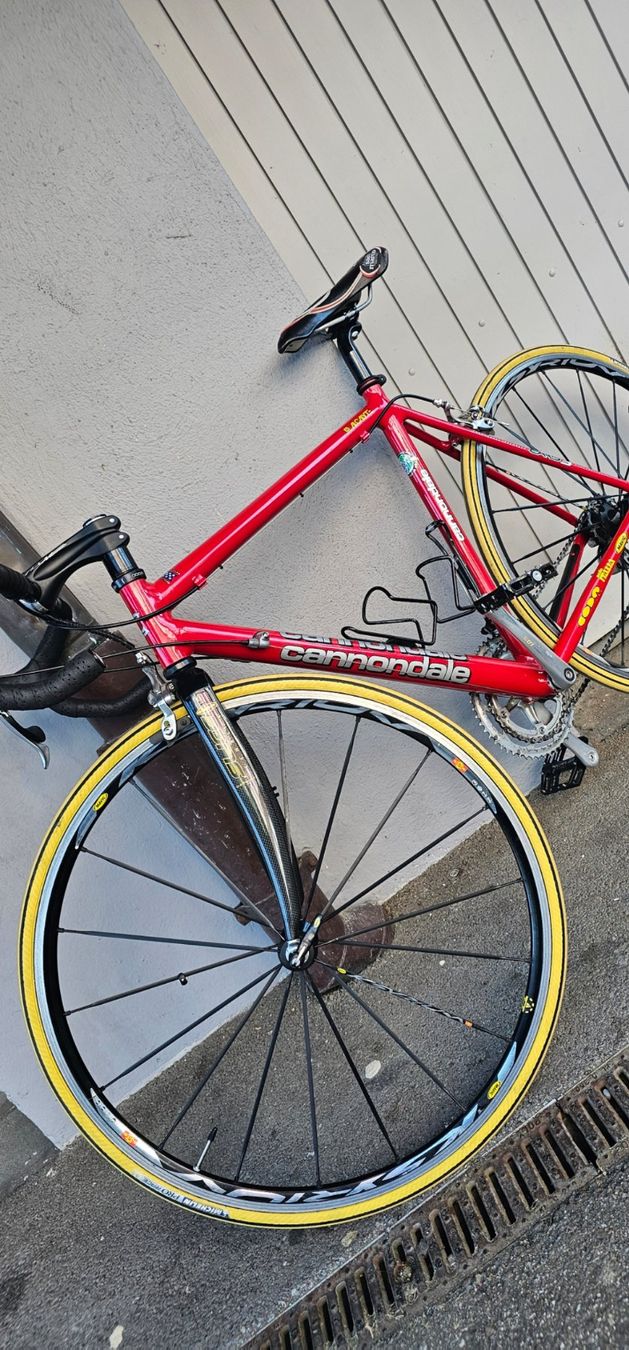 Cannondale Vélos: Rennvelo Canendale CAT – D'occasion à kleindöttingen par Jimi-Hendrix