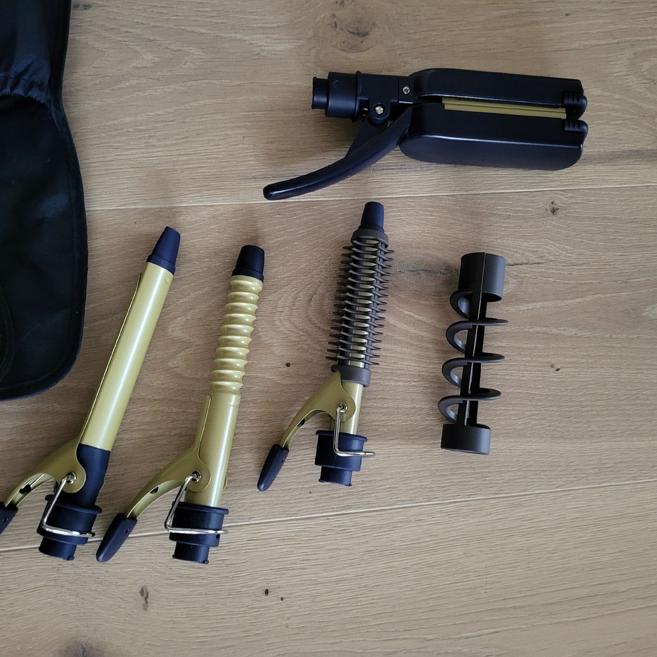 Philips Piastre & Arricciacapelli: Philips Salon Multilyst 10 in 1 Locken, etc – Usato da Wangen ZH venduto da Macle 2