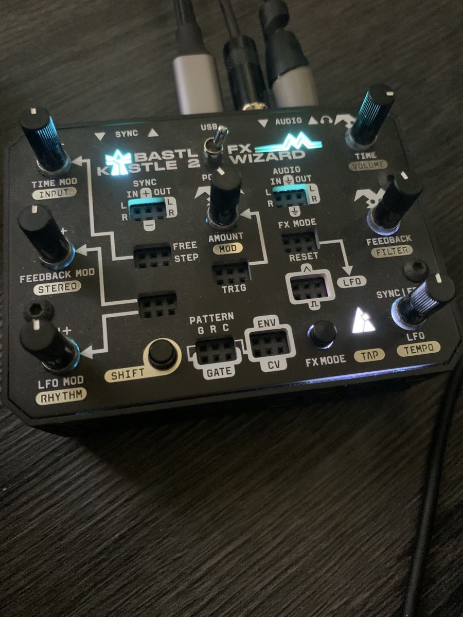Instruments de musique: Bastl FX Wizard Kastle 2 Modul Top Zustand – Neuf (Voir description) à Bern par Fribi013