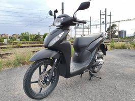 Honda Vision NSC 110S comme neuf
