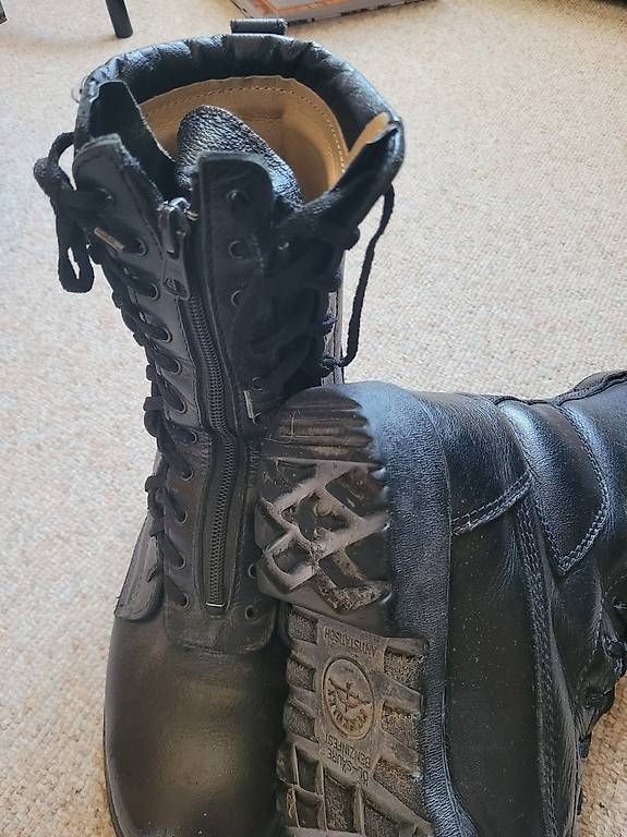 Chaussures hommes: Herrenlederstiefel zu verkaufen  – D'occasion à trachselwald par chypsi01 2