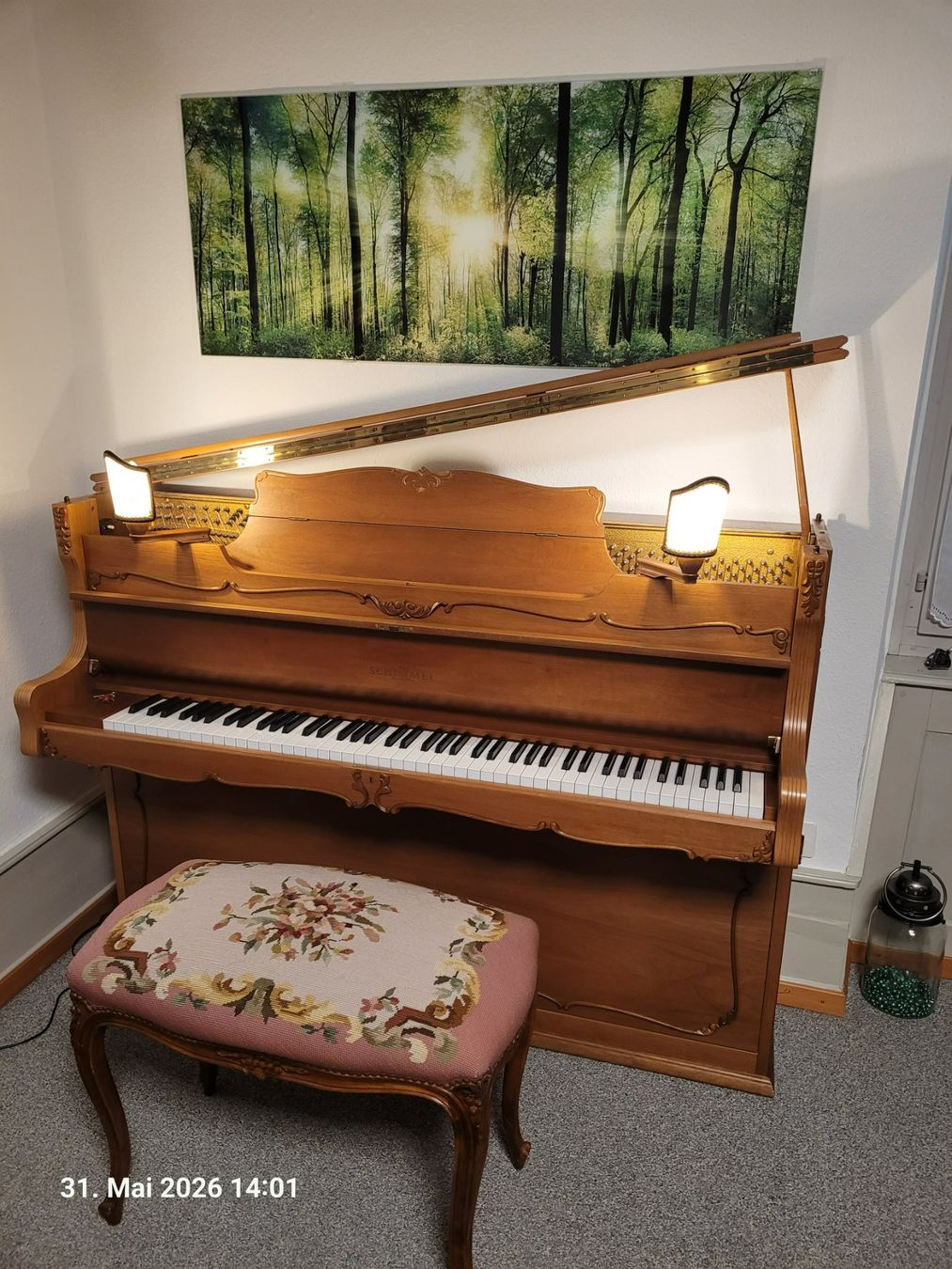 Strumenti musicali: Schimmel Barock Model 112 mit Leuchten, Metronom mit Hocker – Usato da Solothurn venduto da Muse1998 5