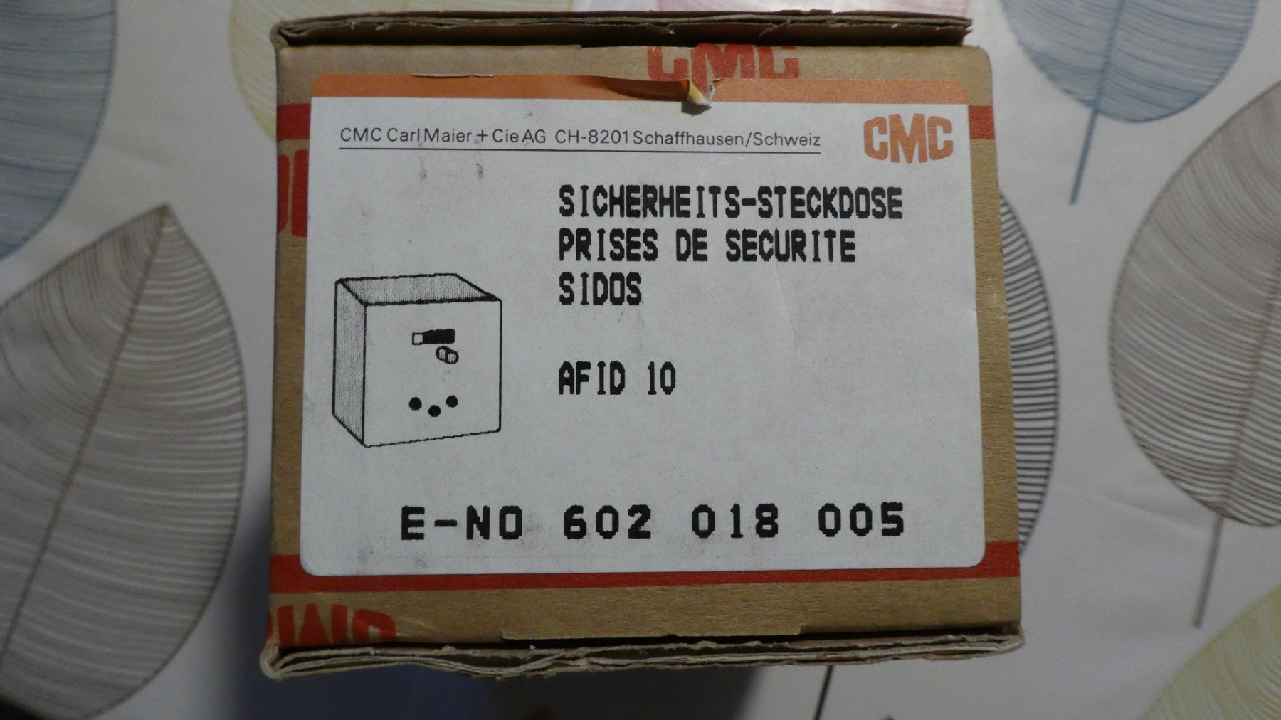 Spine: CMC F/I-Steckdose AFID 10 – Nuovo e nell'imballaggio originale da Lausen venduto da Vectrex1