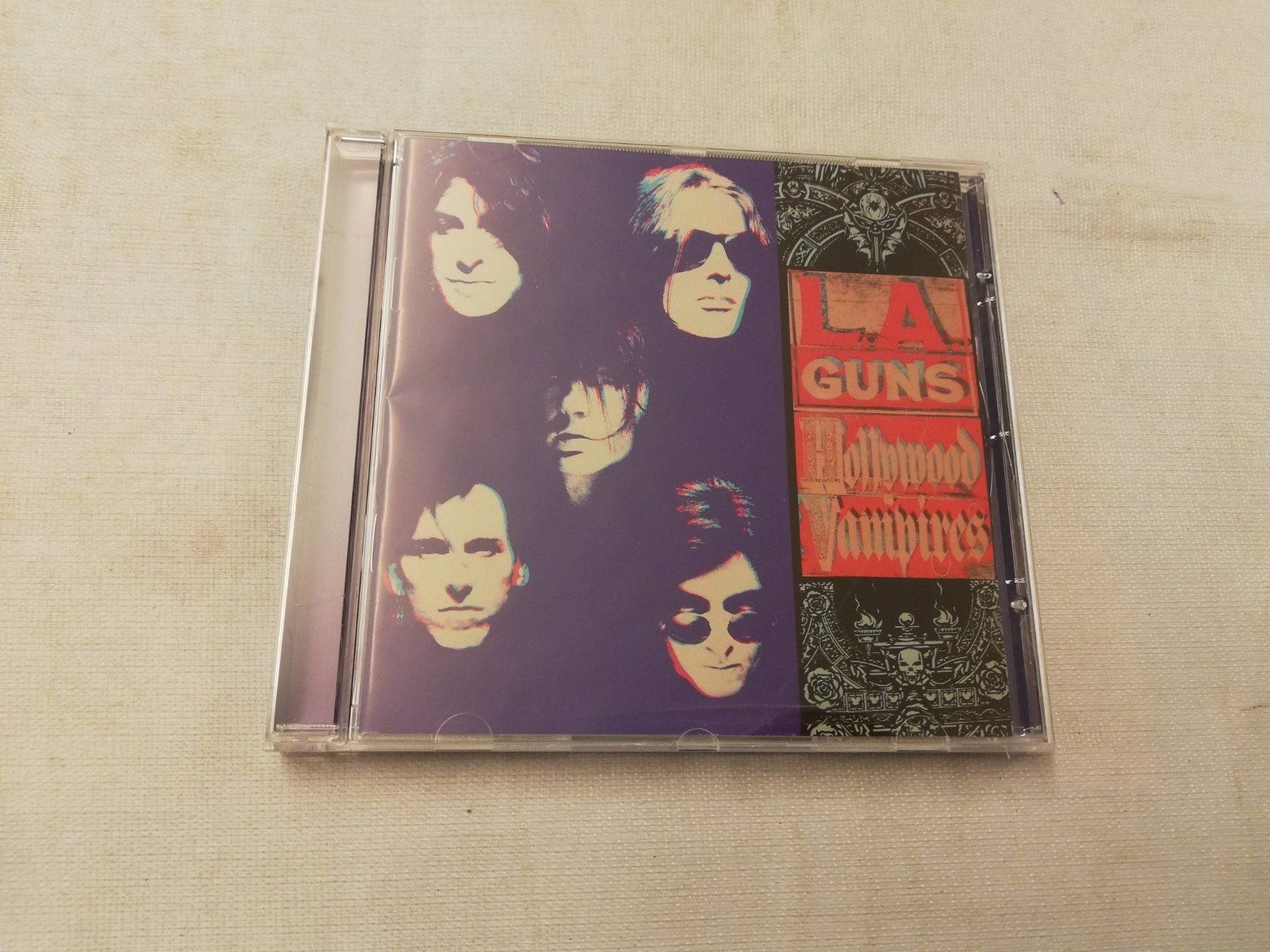 CDs: LA GUNS - HOLLYWOOD VAMPIRES – Gebraucht aus Bern von Vinylsound.ch