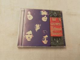 LA GUNS - HOLLYWOOD VAMPIRES