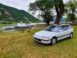 HONDA CIVIC  I-VT  EE9