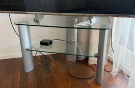 Modernes TV-Möbel aus Glas – elegantes Design