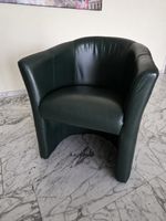 2 identische Clubsessel, Echtleder in elegantem Dunkelgrün