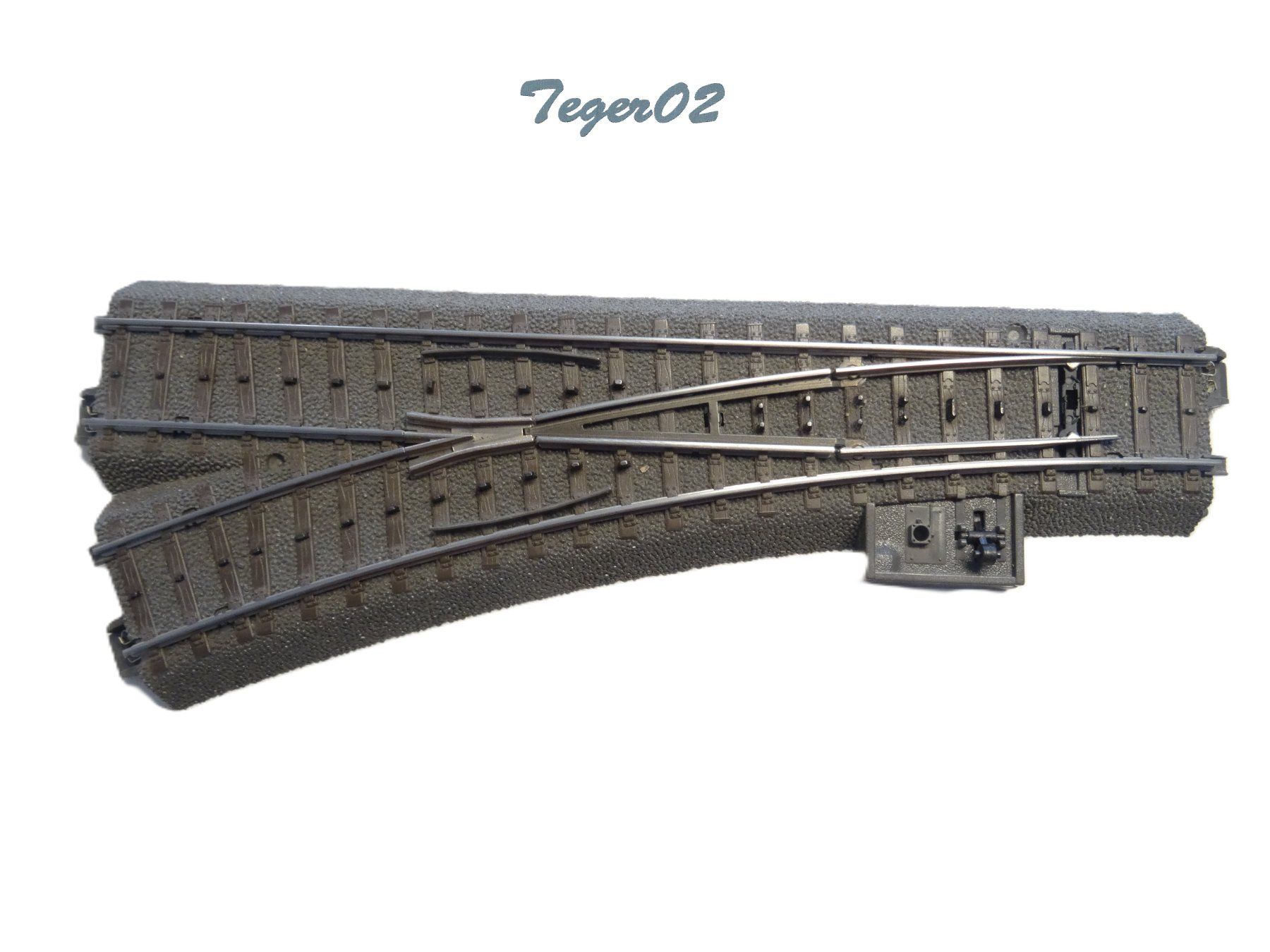 Märklin Modellini di ferrovie: Märklin H0 24611-AR C-Weiche – Usato da Hochdorf venduto da Teger02