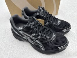 Asics GEL-1130 Noir Taille 40.5 Neuf avec étiquette