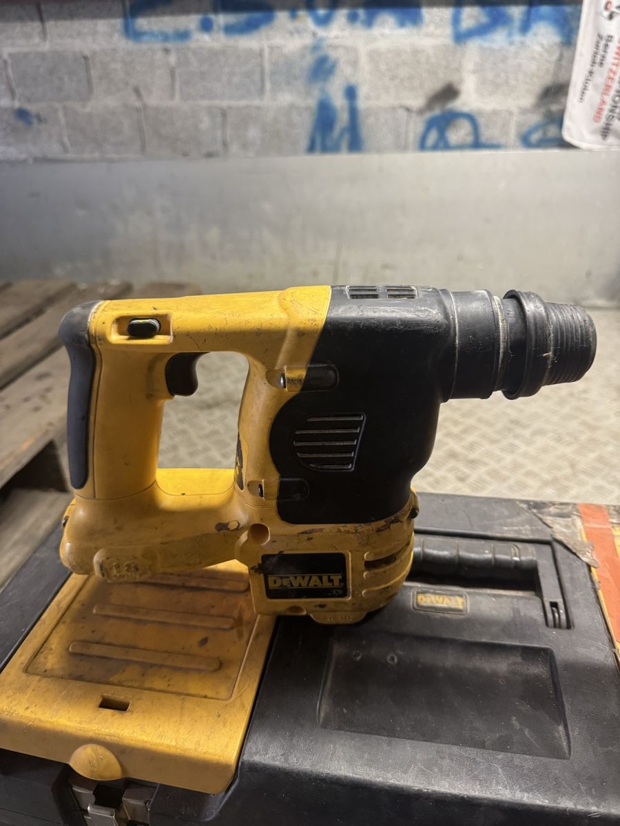 Dewalt Bohrmaschinen: Trapano dewalt – Gebraucht aus Bedano von sim_66fd 1