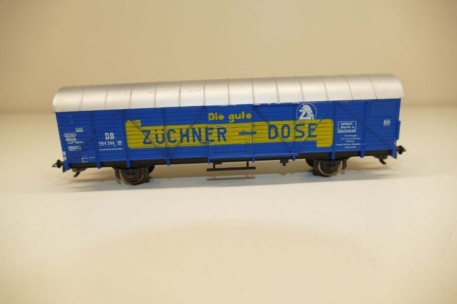 Liliput Modellini di ferrovie: Liliput H0: DB Güterwagen Züchner Dose – Usato da Niederhasli venduto da rail-duerst