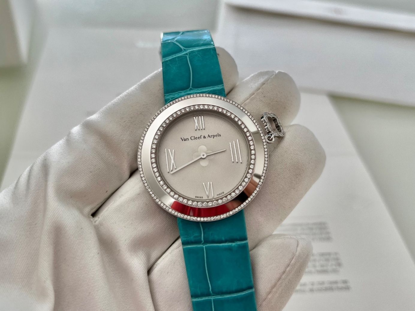 Van Cleef Orologi: Van Cleef & Arpels Charms Ladies 38 mm. – Nuovo (secondo la descrizione) da Geneve venduto da iBest 2