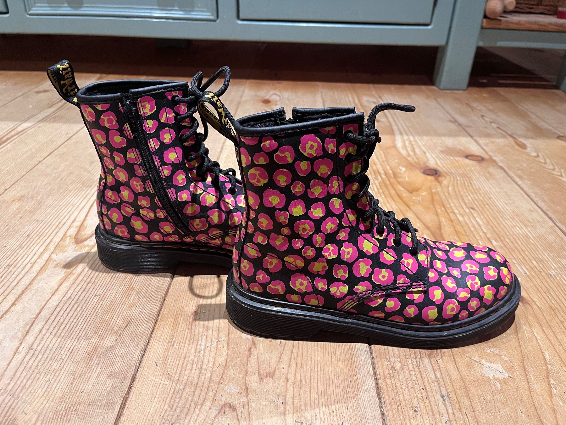 Scarpe per ragazze: Dr. Martens Stiefel Gr. 37 – Usato da Fribourg venduto da kraeuterhexi 2