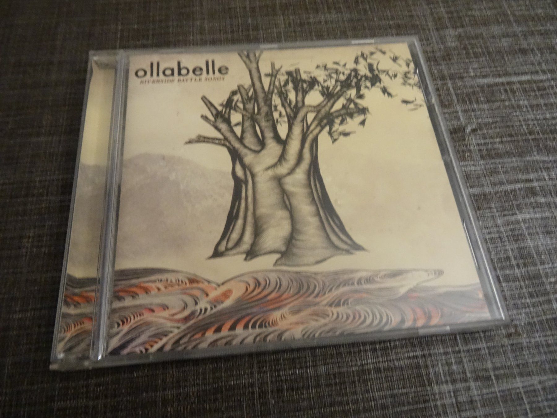 CD: Ollabelle - Riverside Battle Songs CD – Usato da Olten venduto da Disc-Ausverkauf