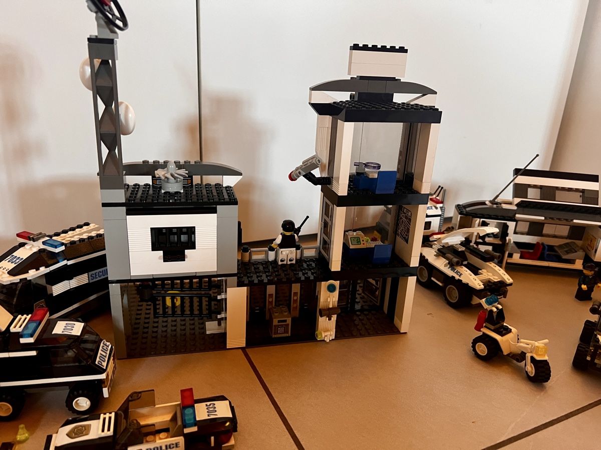 Lego Kit di costruzioni: Lego Polizeisammlung  – Usato da Winterthur venduto da Concorde12 9