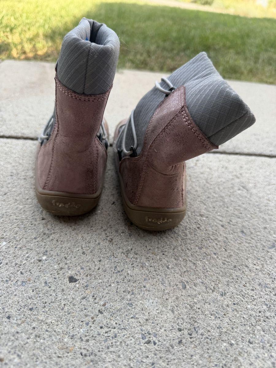 Froddo Schuhe für Jungen: Froddo barefoot winter boots size 26 – Gebraucht aus Meilen von and_cg8t 1