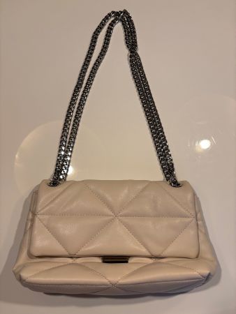 Umhäkelt Handtasche beige Kette guter Zustand