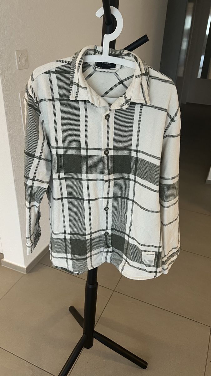 Giacche: Herren Übergangsjacke Grösse L – Usato da Hinwil venduto da norisenya