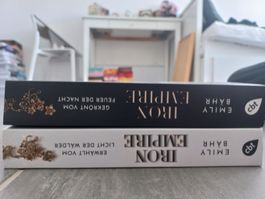 Emily Bähr Iron Empire Gebunden guter Zustand