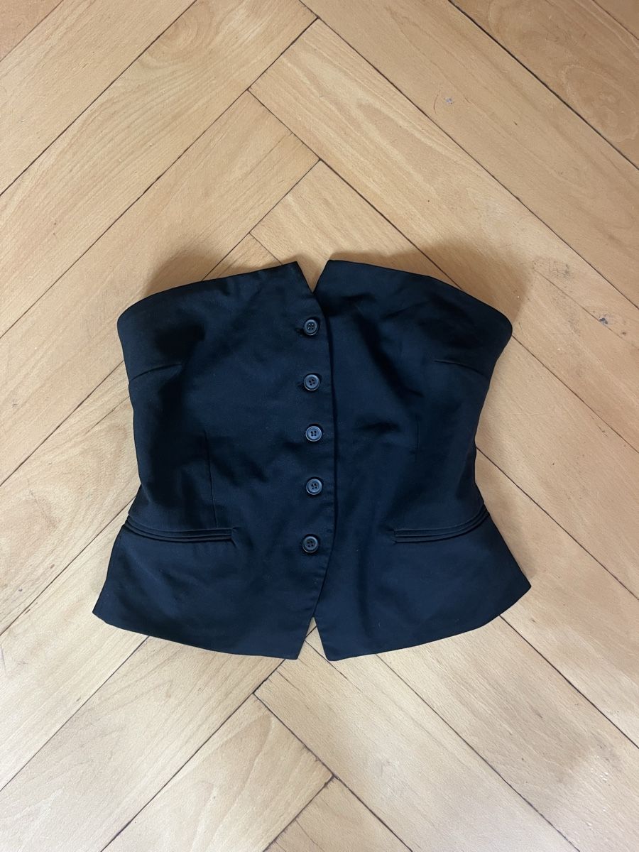 Top: Bandeau mit knöpfen – Usato da Zürich venduto da sunshinezuerich