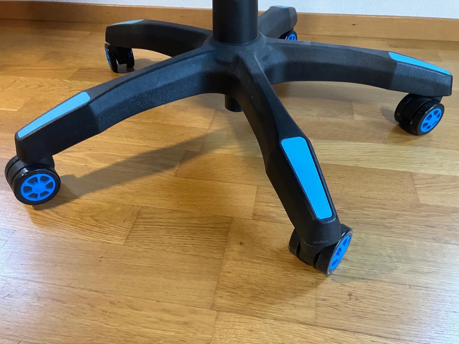 TecTake Stühle: Gaming-Stuhl – Gebraucht aus Goldach von jan_ls8b 3