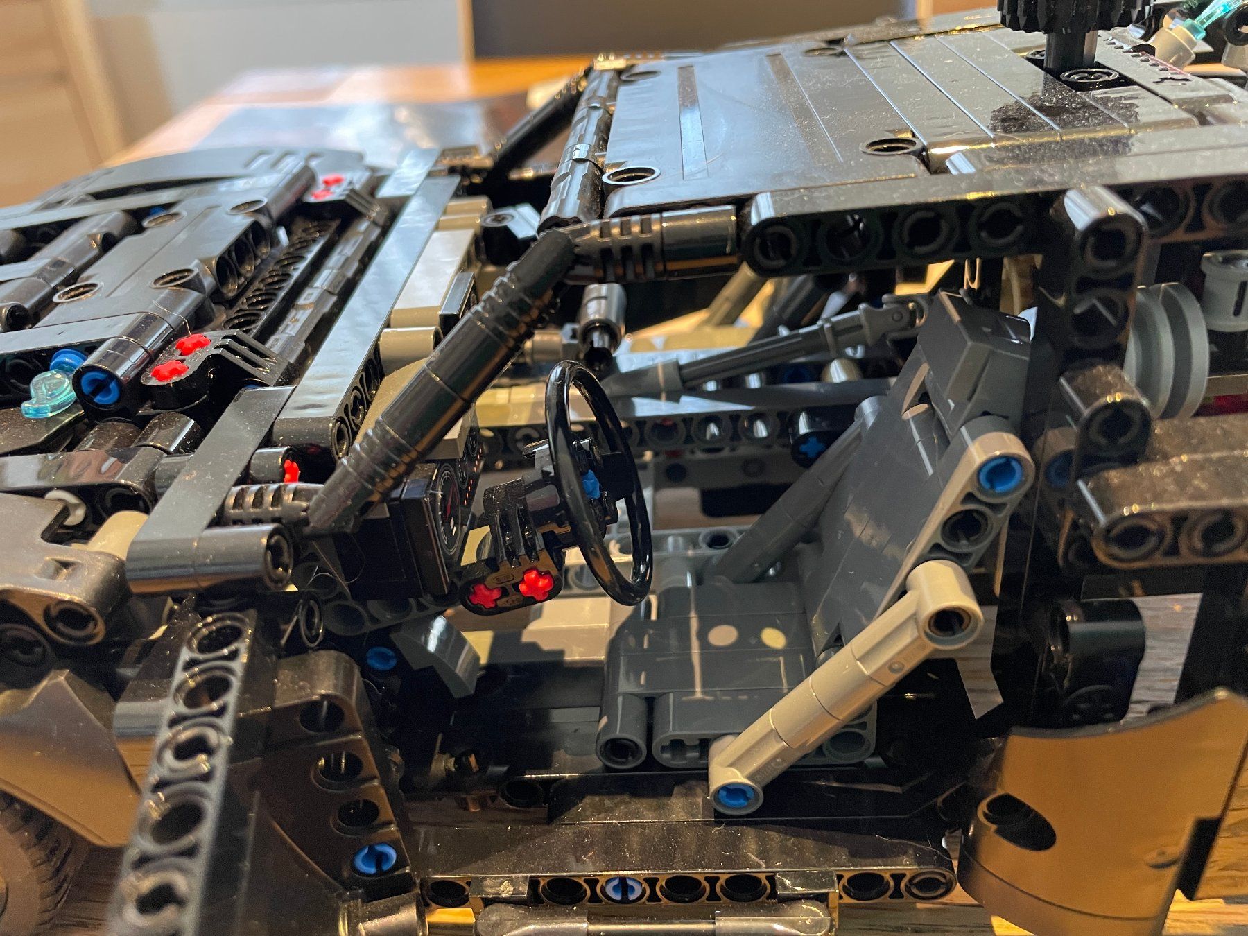 Technics Baukästen: LEGO Batmans Batmobile 42127, LEGO Technic – Neu (gemäss Beschreibung) aus Cossonay-ville von cecile1235 5