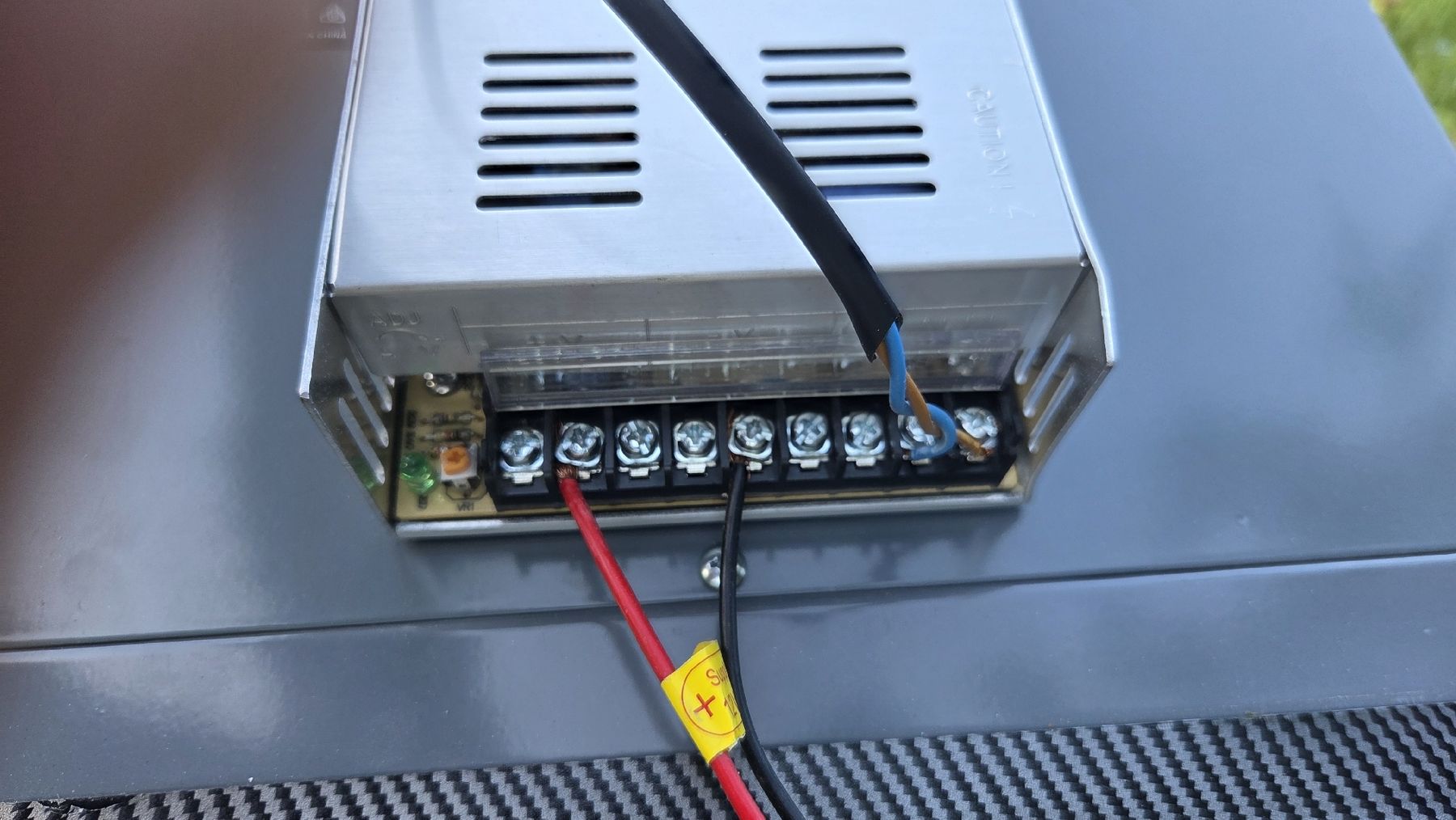 Radiatori: Standheizung Diesel (230V oder 12V) 5-8kw – Usato da Gersau venduto da schweizertradition 3