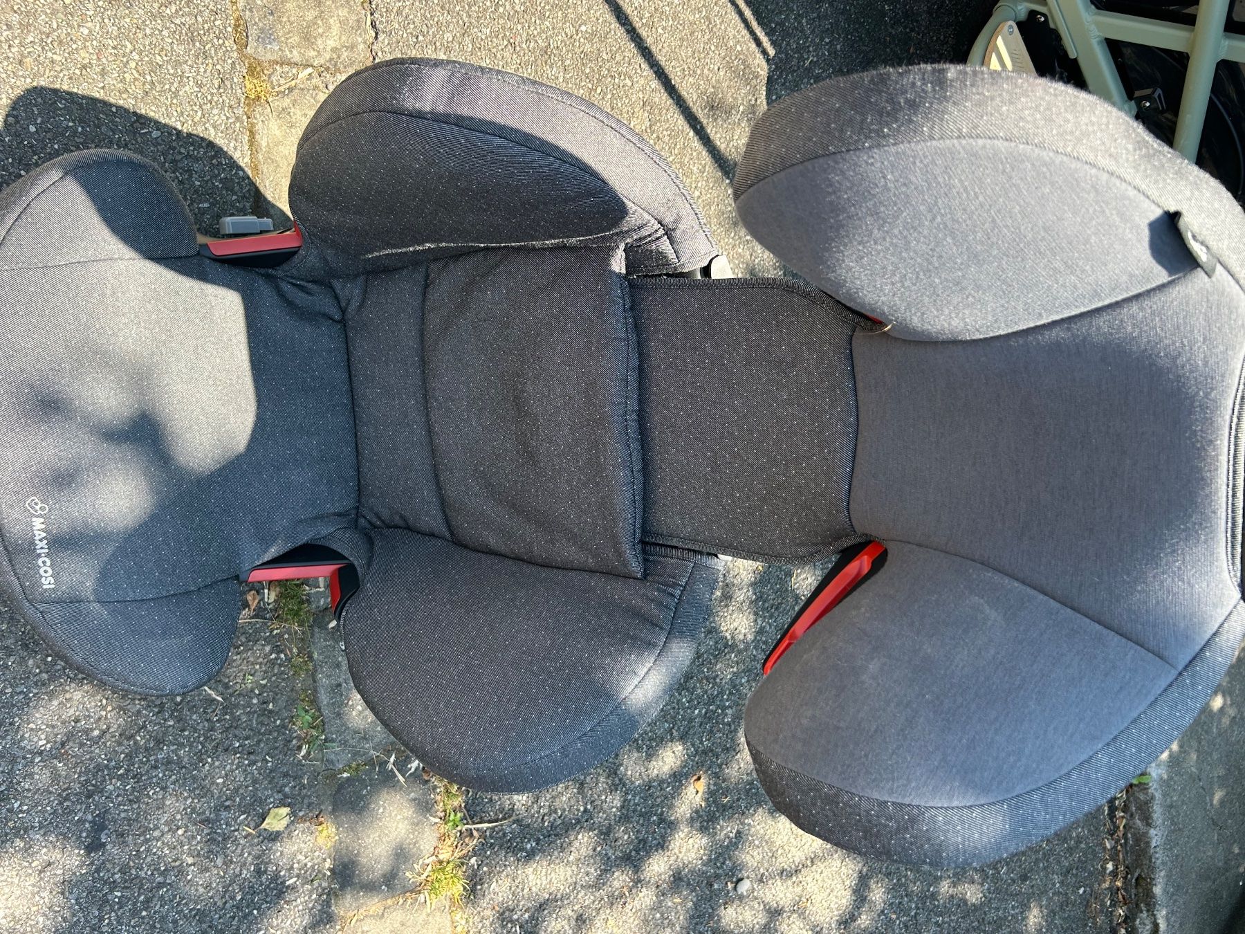 Maxi-Cosi Seggiolini per auto: Kindersitz Auto – Usato da Bern venduto da BarbaraN03