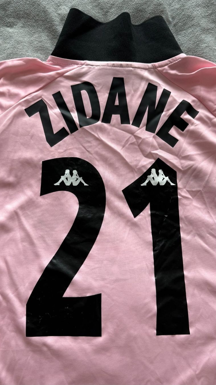 Kappa Canottiere & Pantaloni: Maillot Zidane Juventus – Usato da St-Aubin-Sauges venduto da jer_9d6l 4