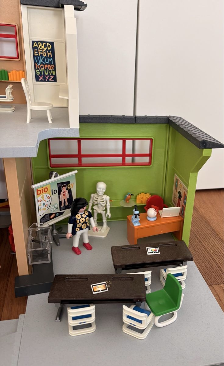 Playmobil Giocattoli: Playmobil grosse Schule 9453 – Usato da Untersiggenthal venduto da spring09 1