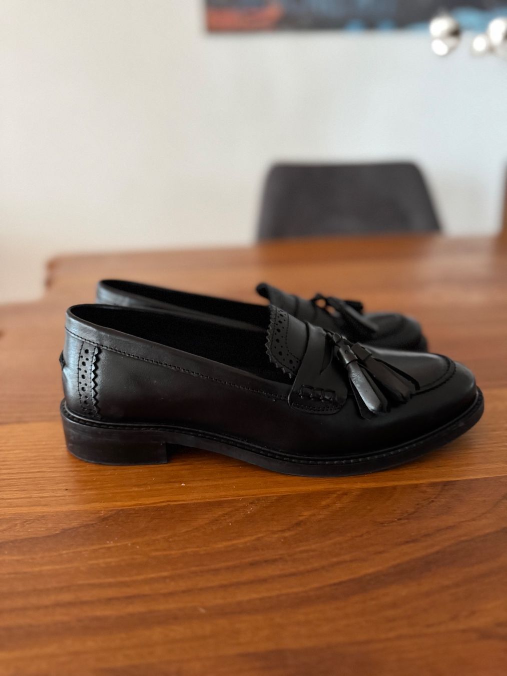Scarpe da donna: Schicke schwarze Lederloafer, Grösse 40 – Usato da Dübendorf venduto da Malcika1 1