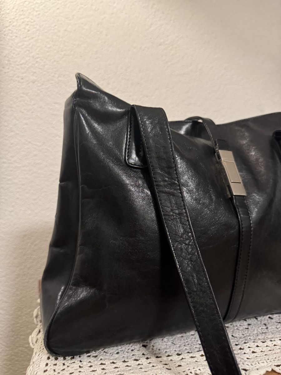 Claudio Ferrici Borse da donna: Claudio Ferrici Handtasche schwarz – Usato da Reiden venduto da ram_w7hf 2