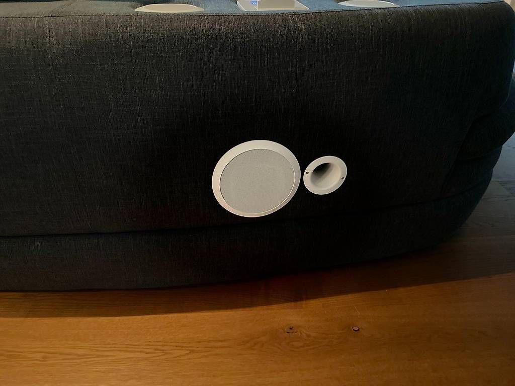 Sofas: Neuwertiges Design Polster Sofa – D'occasion à Ottenbach par Budy81 3