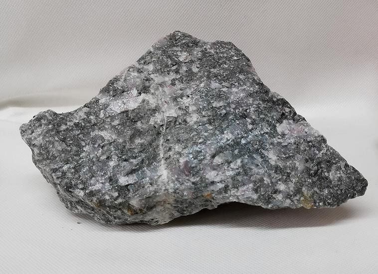 Minerali & Pietre curative: Cherry Thulit mit Aktinolith Rohstein – Nuovo (secondo la descrizione) da Walenstadt venduto da vkt_qc8d 2
