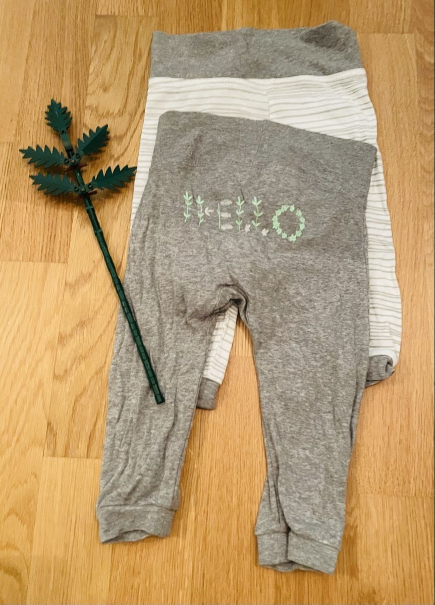 Kleiderpakete & -sets: Baby set - 2x confy pants  – Gebraucht aus Zollikerberg von BS.SM
