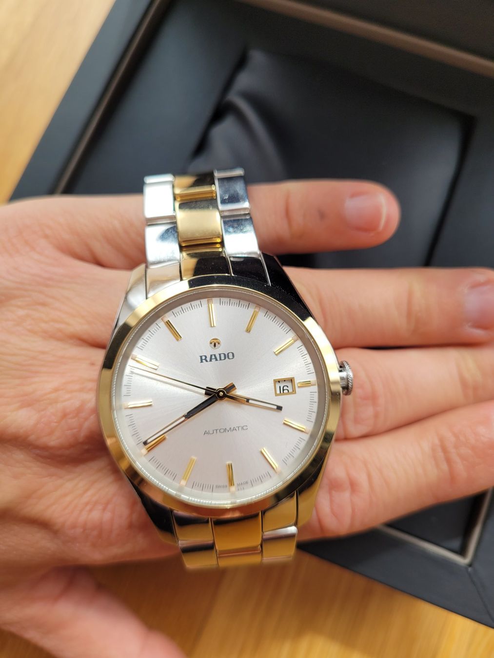 Rado Uhren: Rado HyperChrome S Automatik Damenuhr | – Gebraucht aus Sarnen von B5c7e8 1