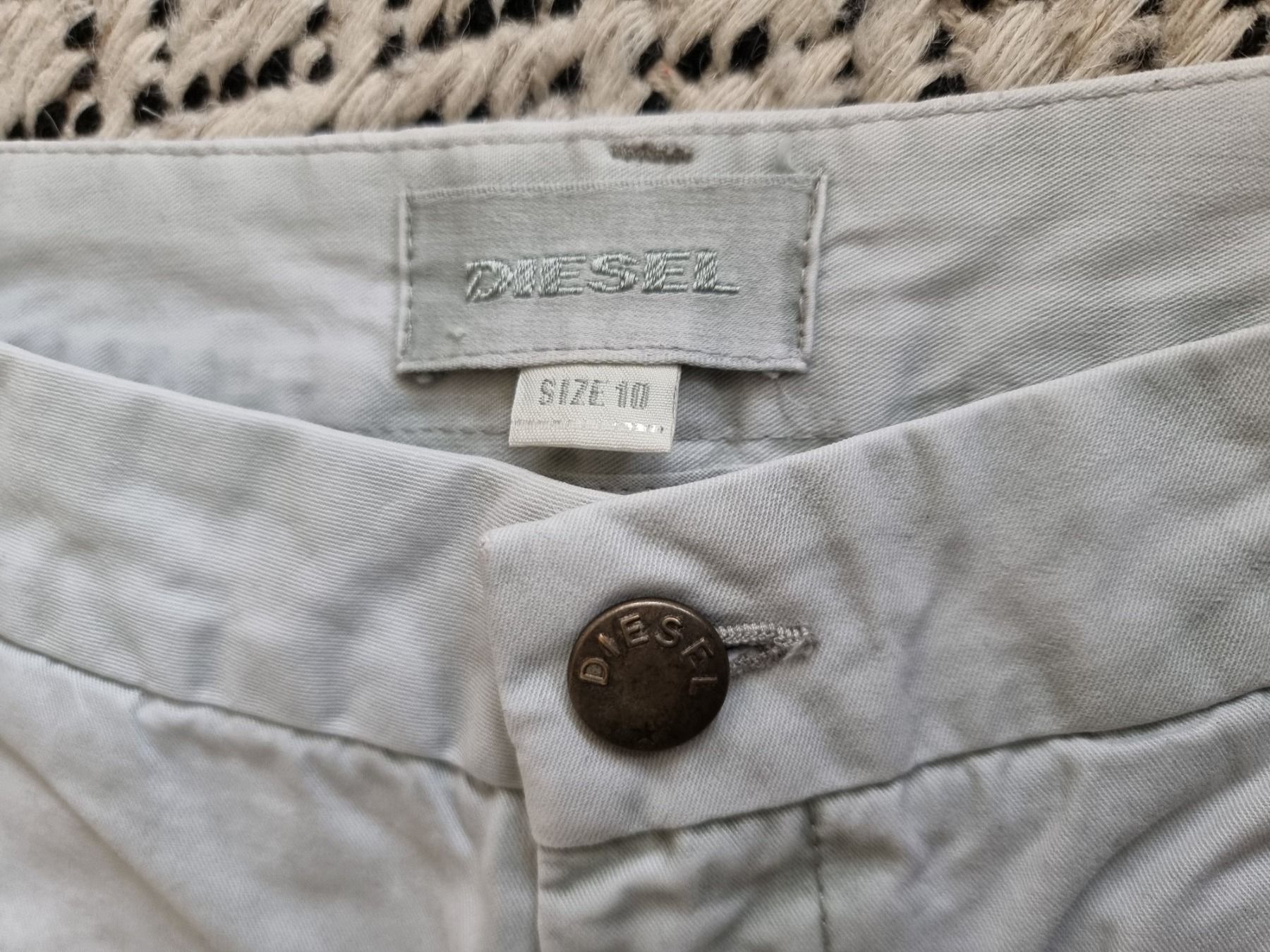 Diesel Pantaloni: Diesel hose gr 10 Jahre ca 134 – Usato da Wigoltingen venduto da Zuckerfee84 3