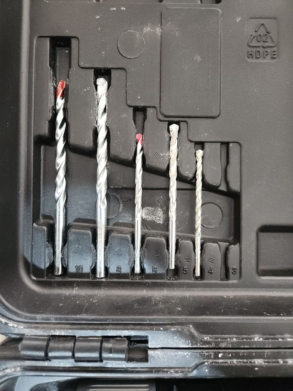 Trapani: Perceuse à percussion Ayce 600W avec coffret et forets – Usato da Meyrin venduto da rau_w7j8 2
