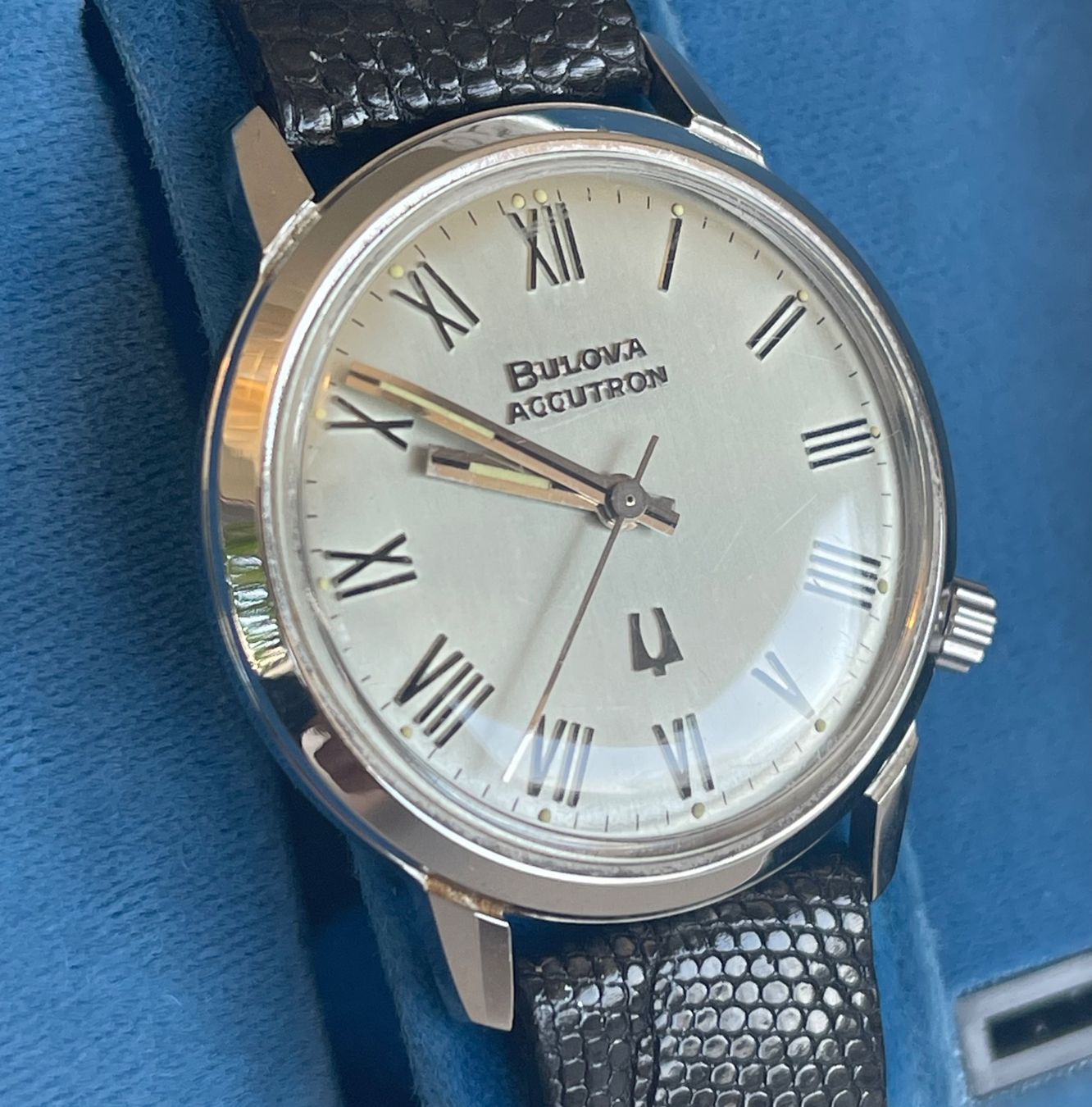 Bulova Orologi: Bulova Accutron 1975 (NOS) – Nuovo e nell'imballaggio originale da Lausanne venduto da logiknet 4