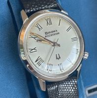 Bulova Accutron 1975, neuve avec emballage d'origine